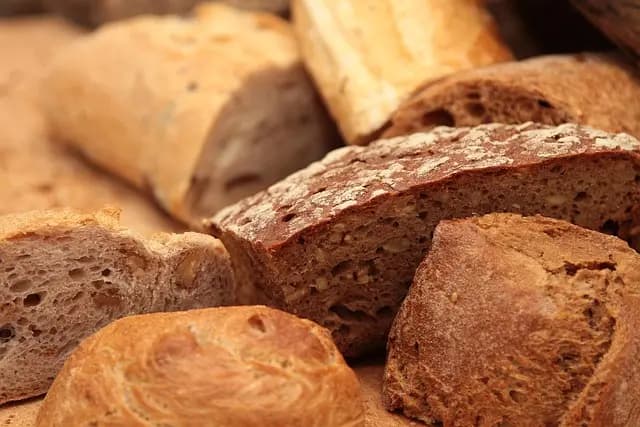 The Top 10 Vegan Snacks to Keep You Energised