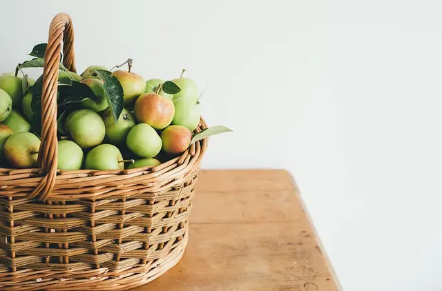 How to Create Exciting Vegan Meals with Seasonal Ingredients