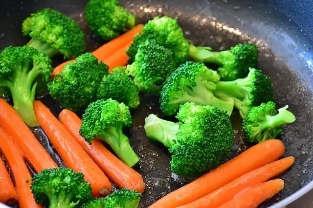 How to Create a Budget-Friendly Vegan Meal Plan